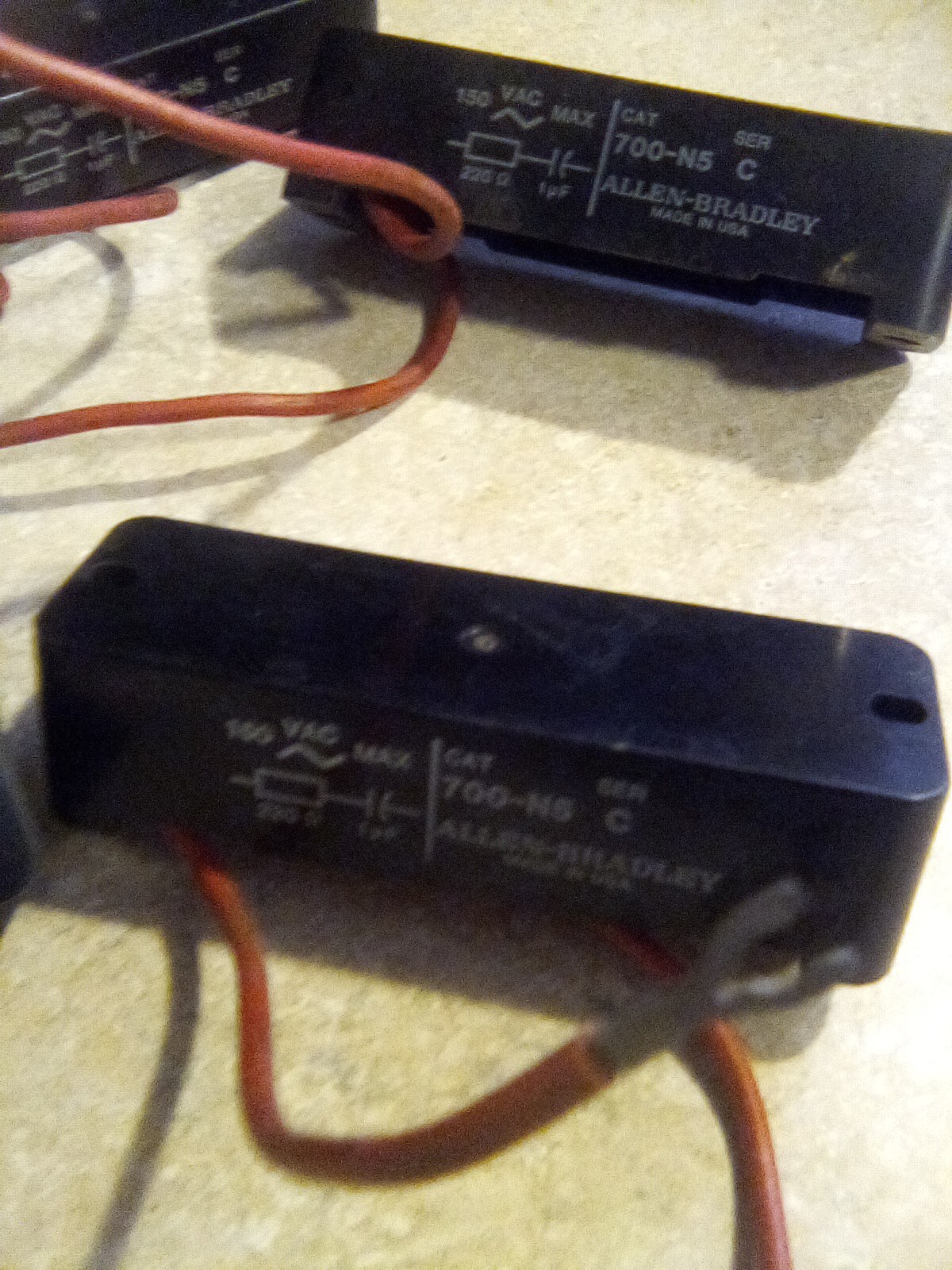Lot Of 5 Allen Bradley 700-N5 Series C Surge Suppressor