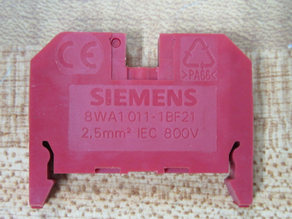 Siemens 8WA1-011-1BF21 Terminal Block 8WA10111BF21 Red (Pack of 33)