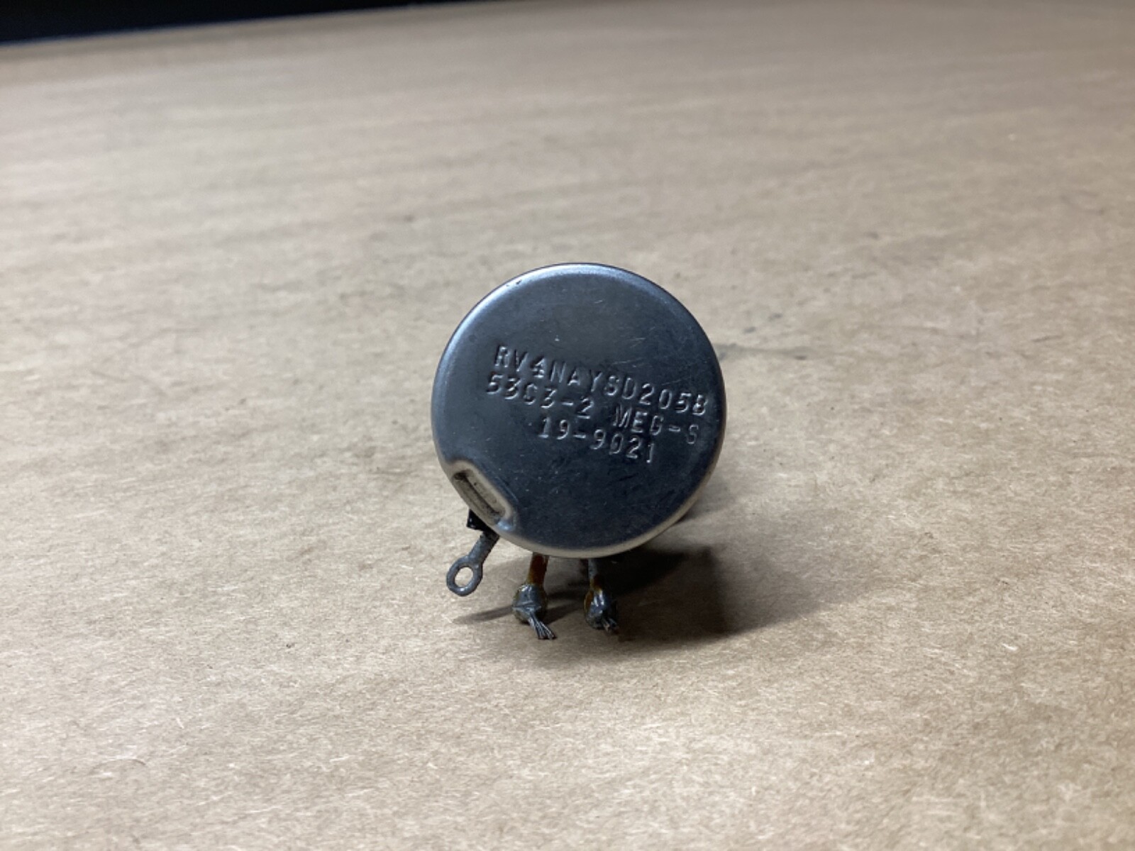 Clarostat RV4NAYSD205B Potentiometer 53C3-2 #116M56