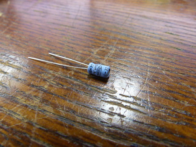 MARCON CESSM1E6R8 Qty of 200 per Lot 6.8UF 25V 4X7MM 85 DEG. MARCON