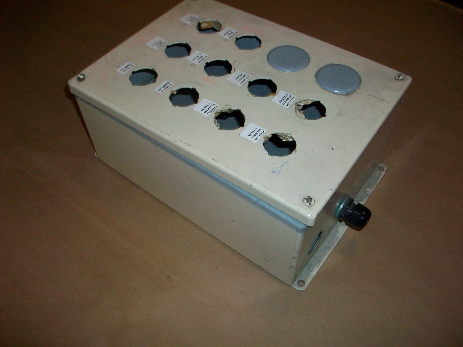 Hoffman Push Button Box E-12PBX