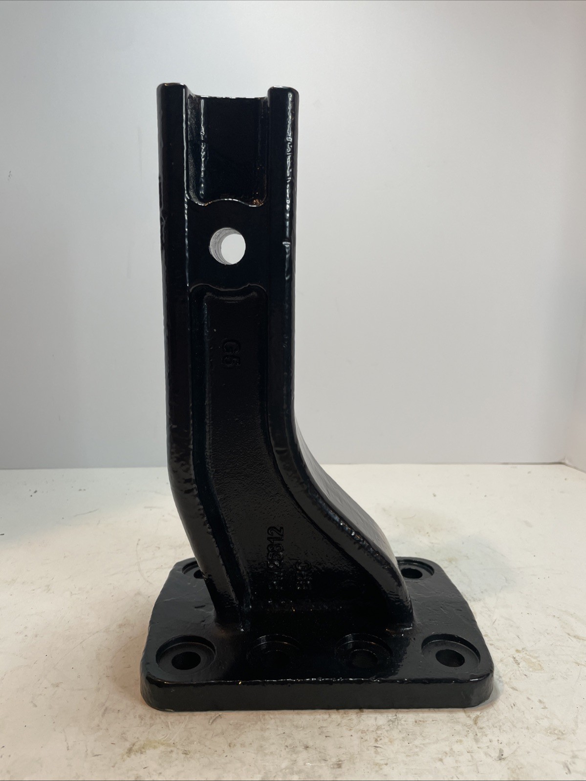 Buyers Products Pm25812 Pintle Mount, 3-Position Carbon Steel 20000 Lbs 8 Holes