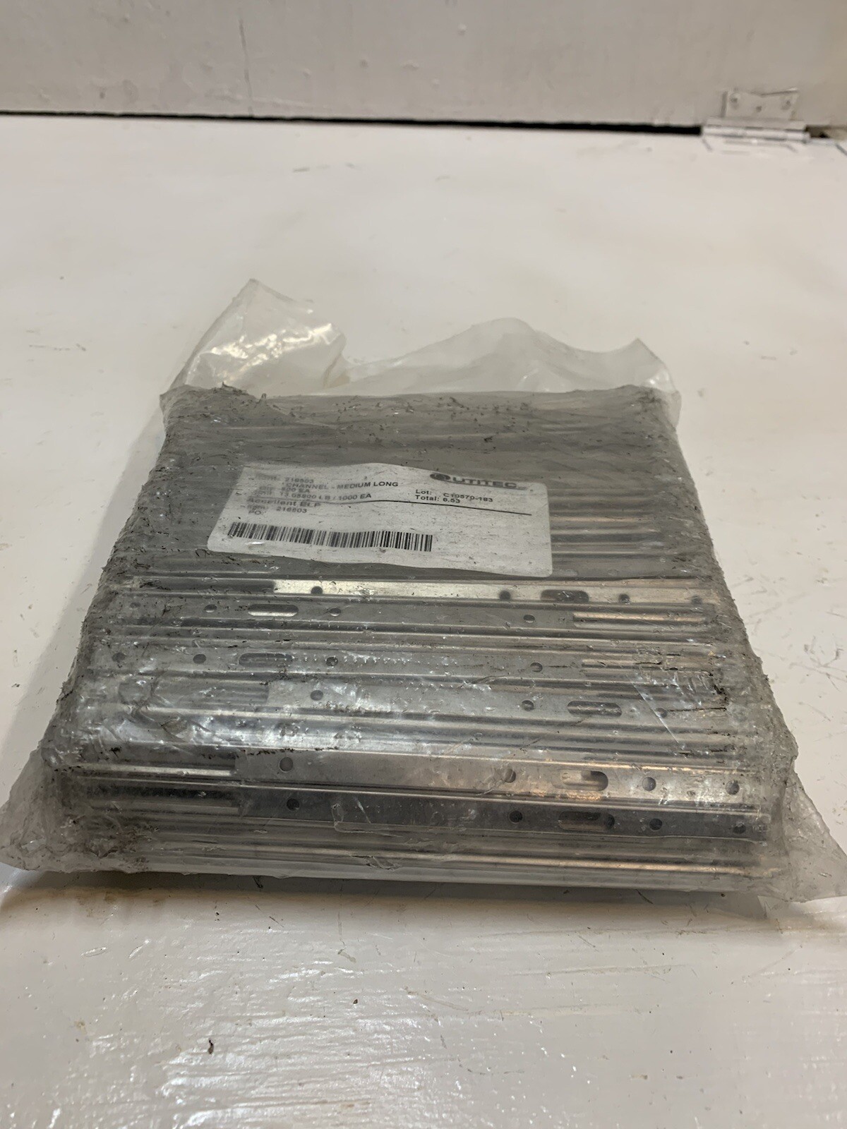 500 Pack of Utitec 218503 Channels – Medium Long 6.53 Accellent ELP C10570-183