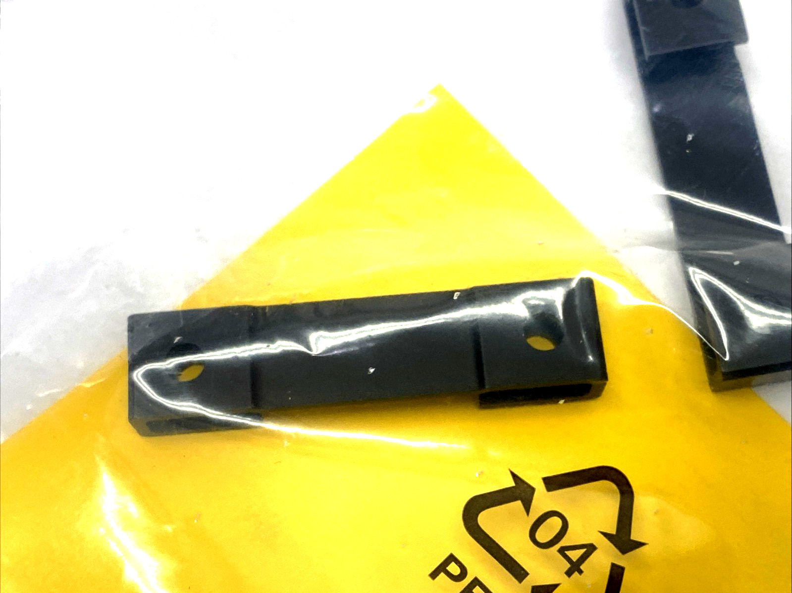 Turck M1-Q25L Linear Position Sensor Mounting Bracket SET OF 2 6901045