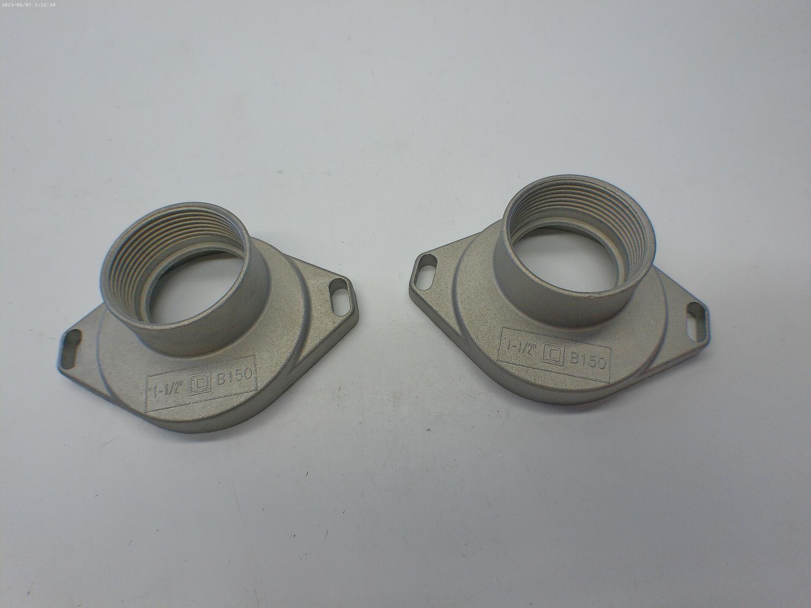 SQUARE D B150 1-1/2″ HUB LOT OF 2 NSNP