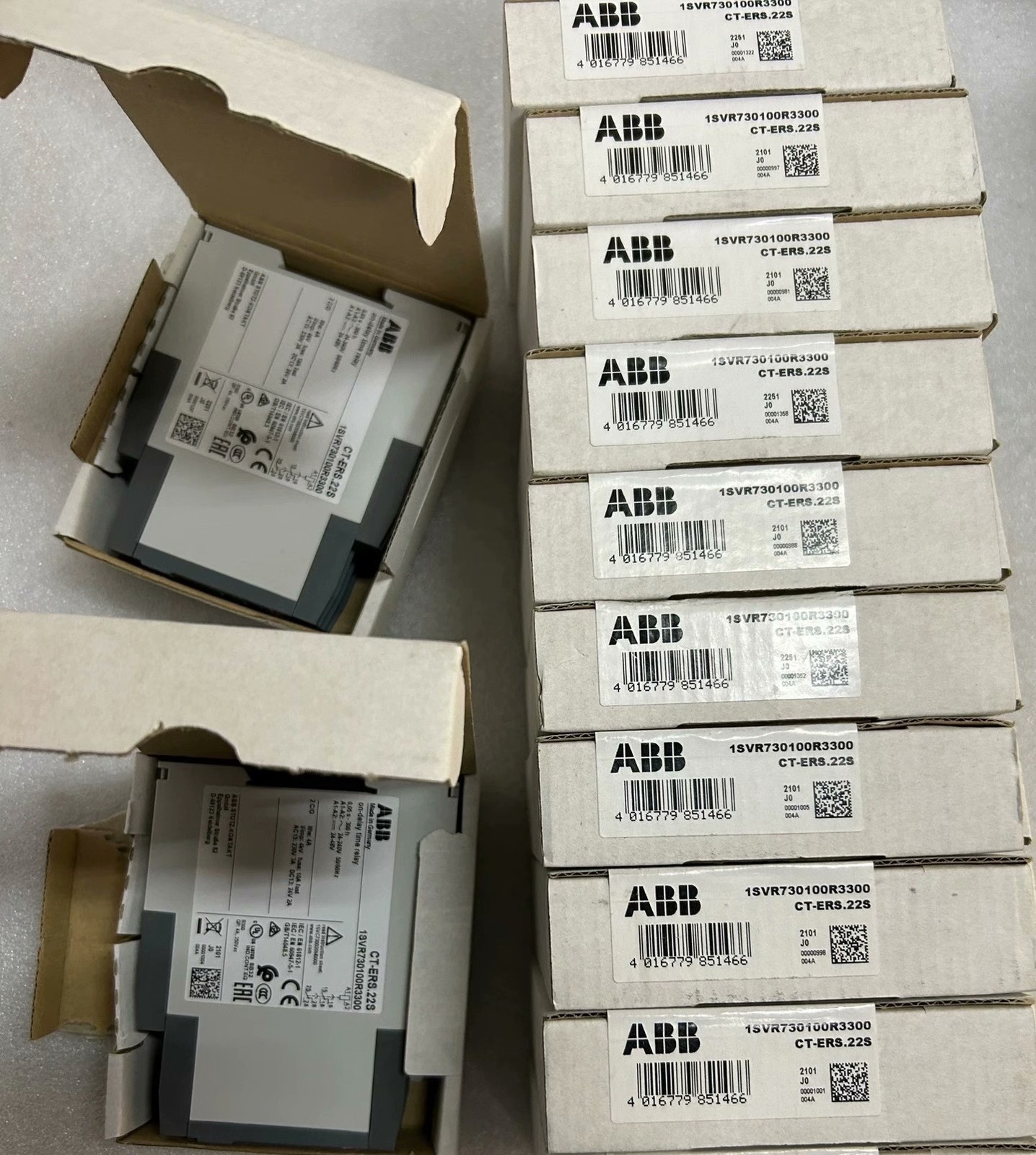 1PCS NEW ABB CT-ERS.22S 1SVR730100R3300 Electronic Relay AD