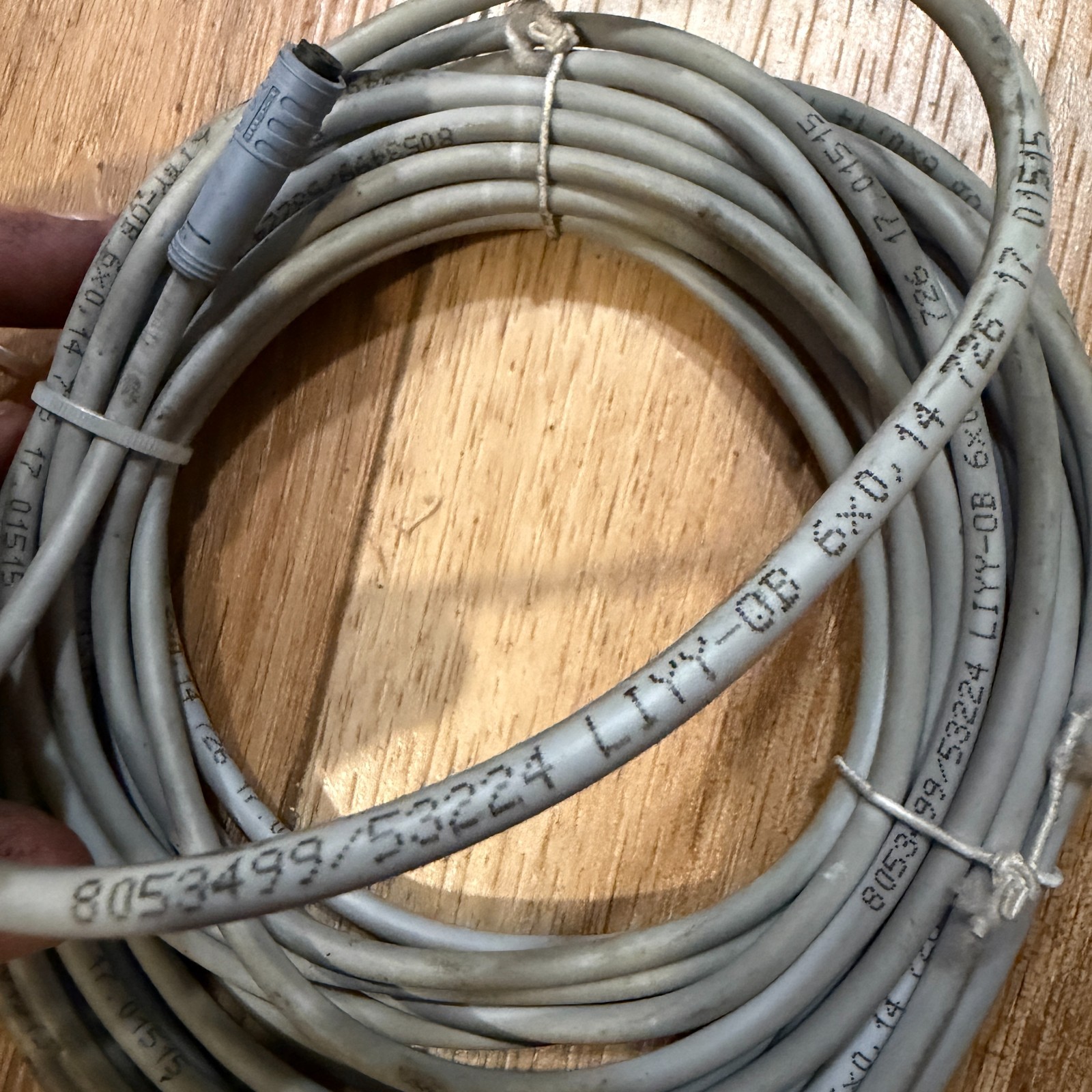 LIYY-0B 8053499/53224 CORDSET 6X0.14 6-PINS FEMALE ESCHA