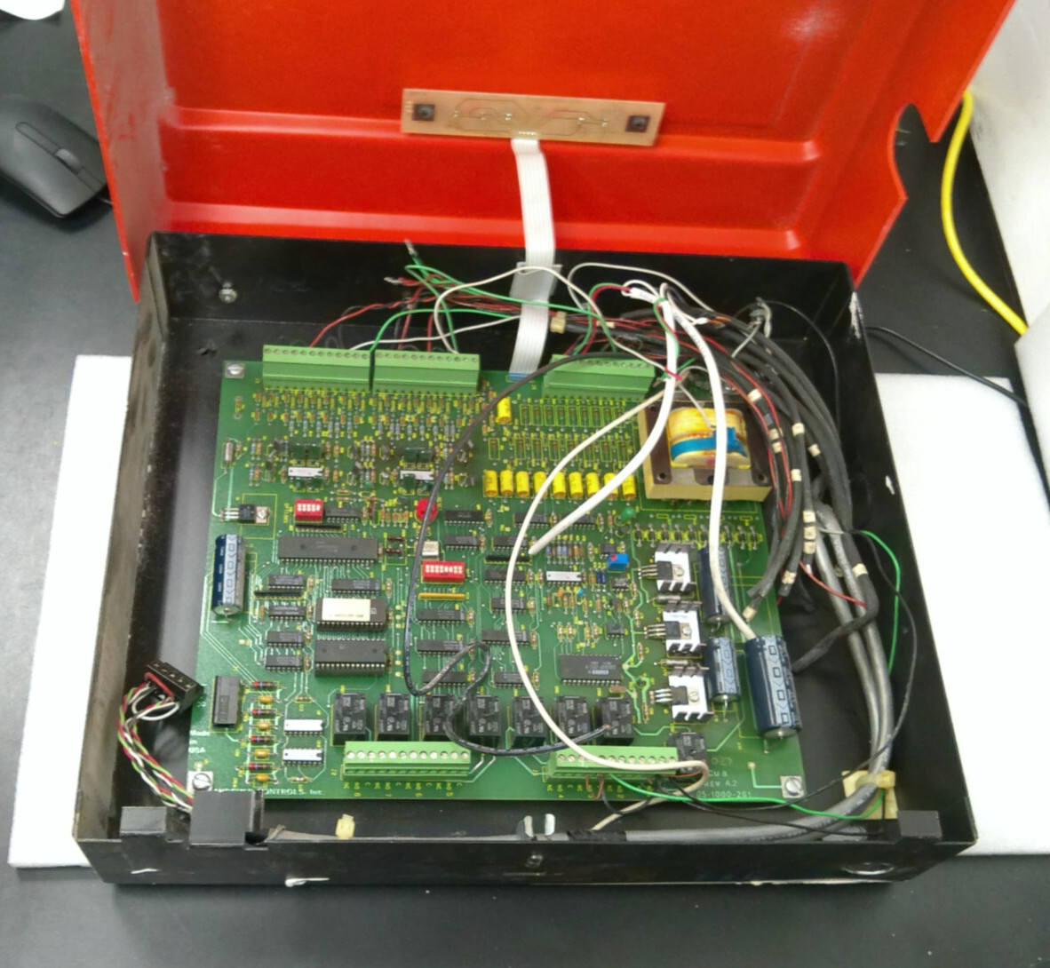 Andover Controls AC Net (05-1000-261) LCU 8 Circuit Board