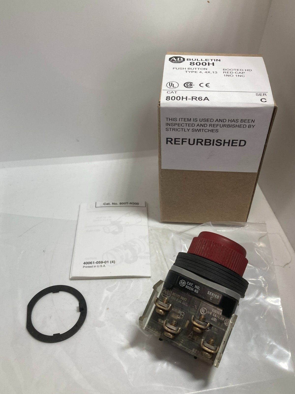 ALLEN BRADLEY 800H-R6A PUSHBUTTON BOOTED RED 1NO/1NC SERIES C