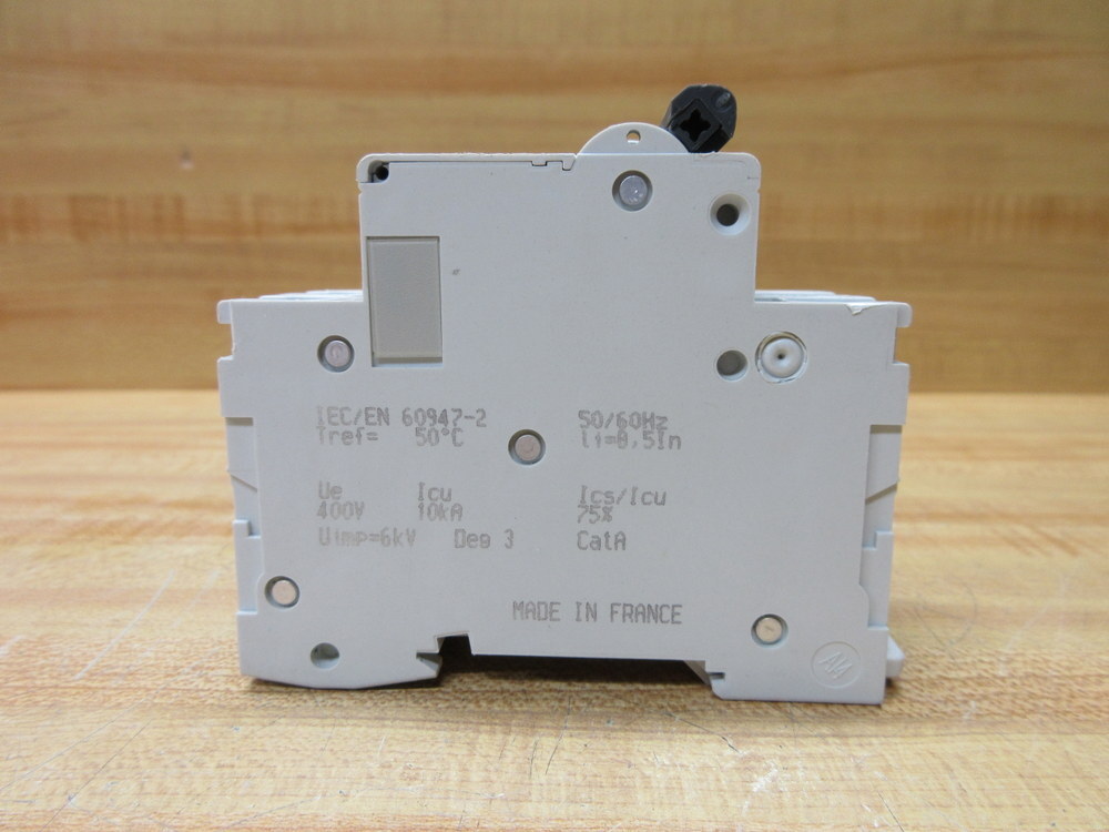 Merlin Gerin 24199 Square D 4A Circuit Breaker C60N