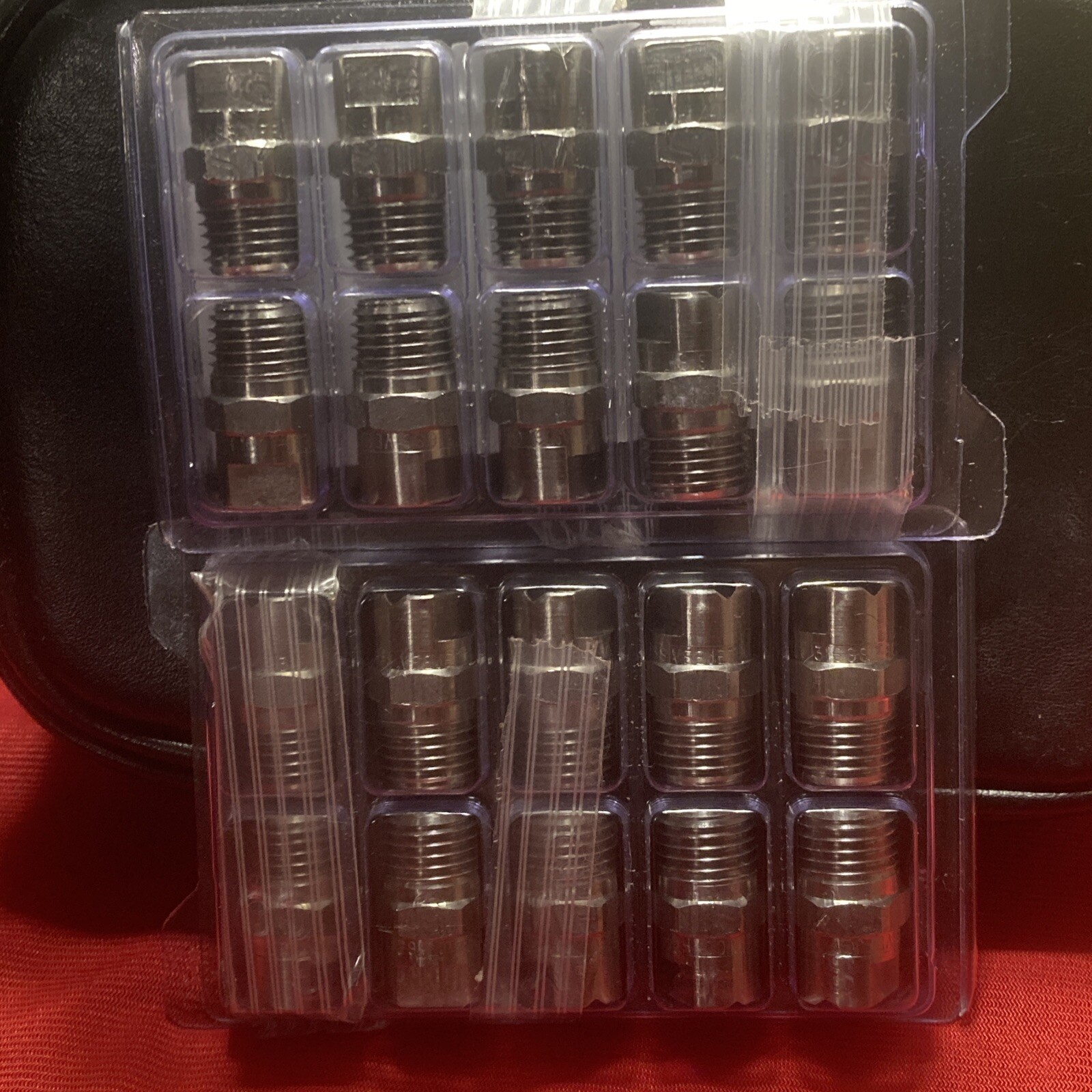 2 Spraying Systems Co. Veejet Nozzle 316SS Box of 10(20)