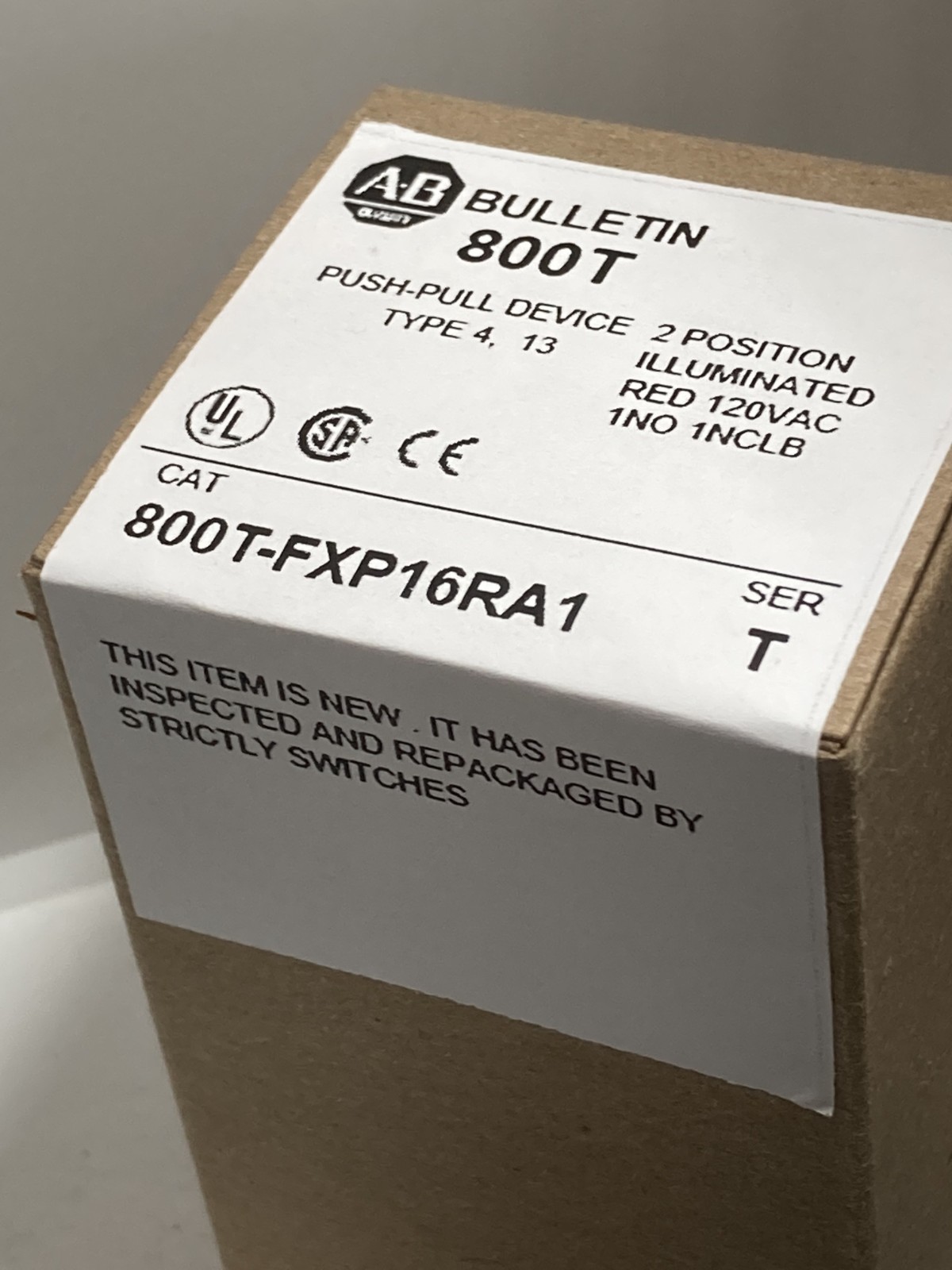 ALLEN BRADLEY 800T-FXP16RA1 PUSH PULL 2 POS ILL RED 120V 1NO/1NCLB SE T NIB