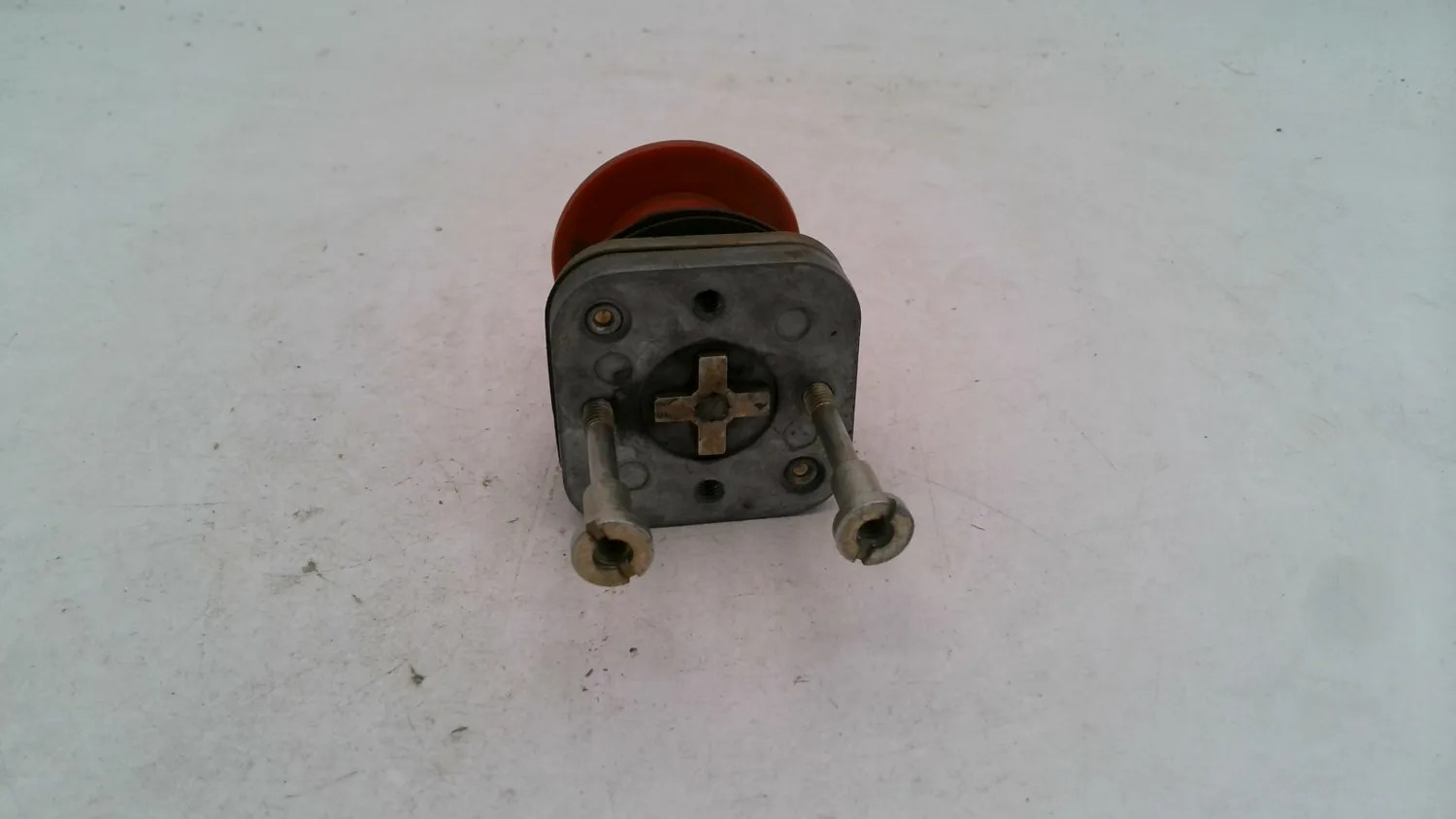EMERGENCY STOP PUSH BUTTON SWITCH