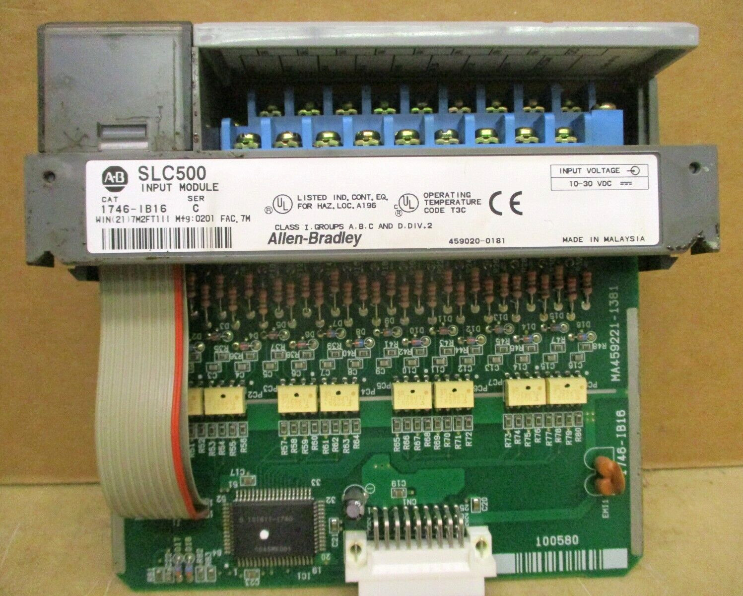 Allen-Bradley SLC 500 1746-P3 SLC 5/04 CPU 1747-L542 1747-DCM 1747-SDN 48695GN