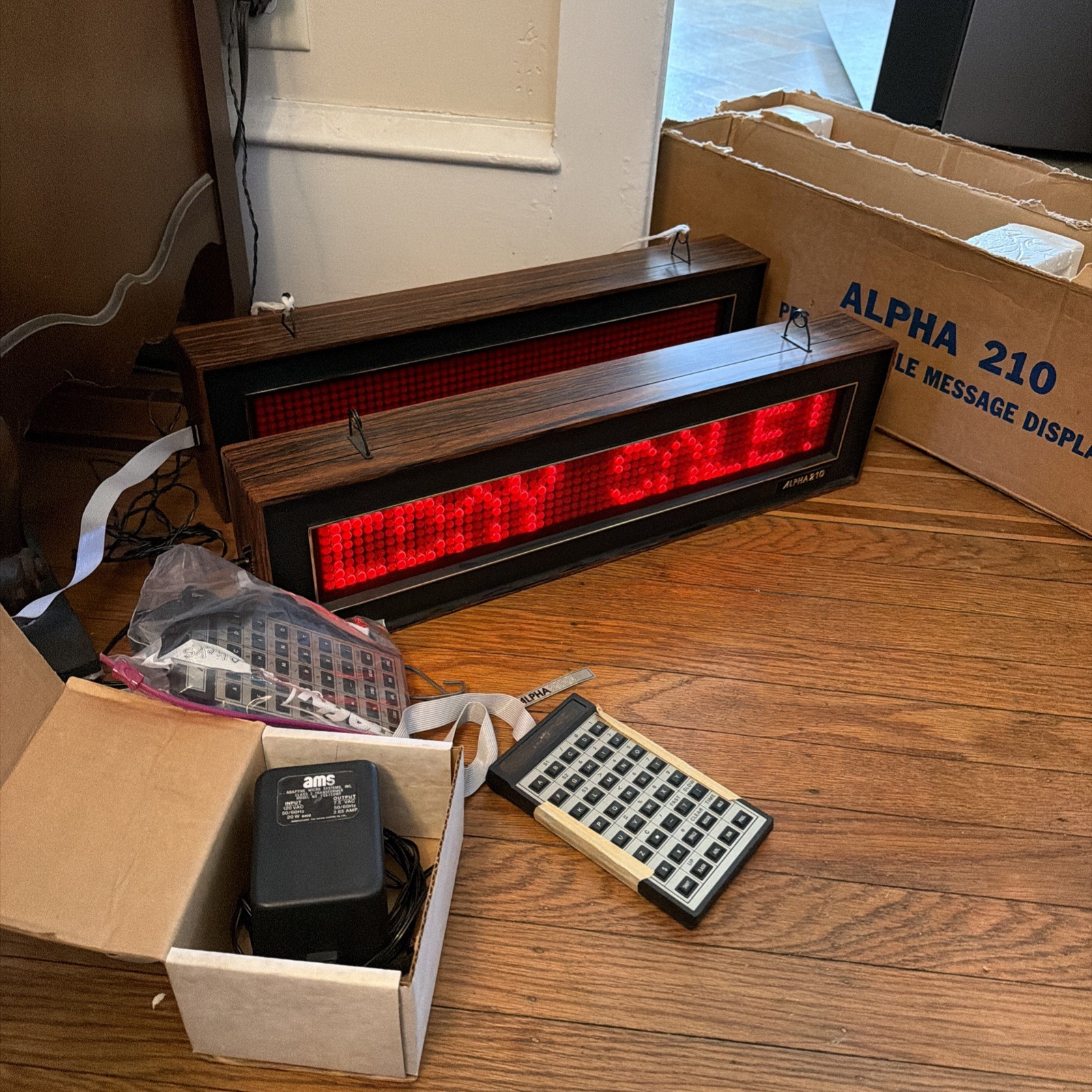 VTG ALPHA 210 PROGRAMMER & Display Signs Adaptive Micro Systems, AMS Tested READ
