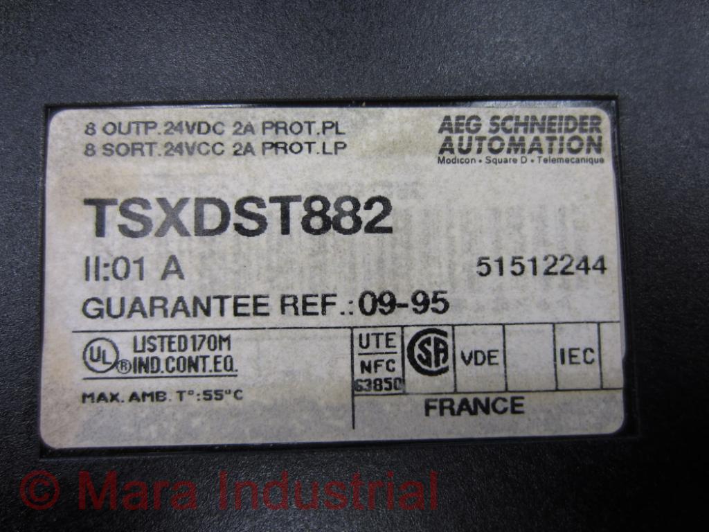 Schneider TSX-DST-882 Output Module TSXDST882 (Pack of 3)