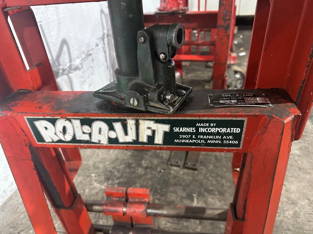ROL-A-LIFT M4 2,000LBS./UNIT MOVING LIFTS (1- Pair)