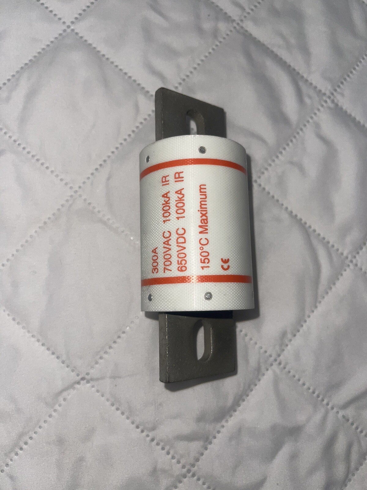 Ferraz Shawmut Amptrap A70P Form 101 Fuse 700VAC/650VDC 300A Semiconductor Fuse