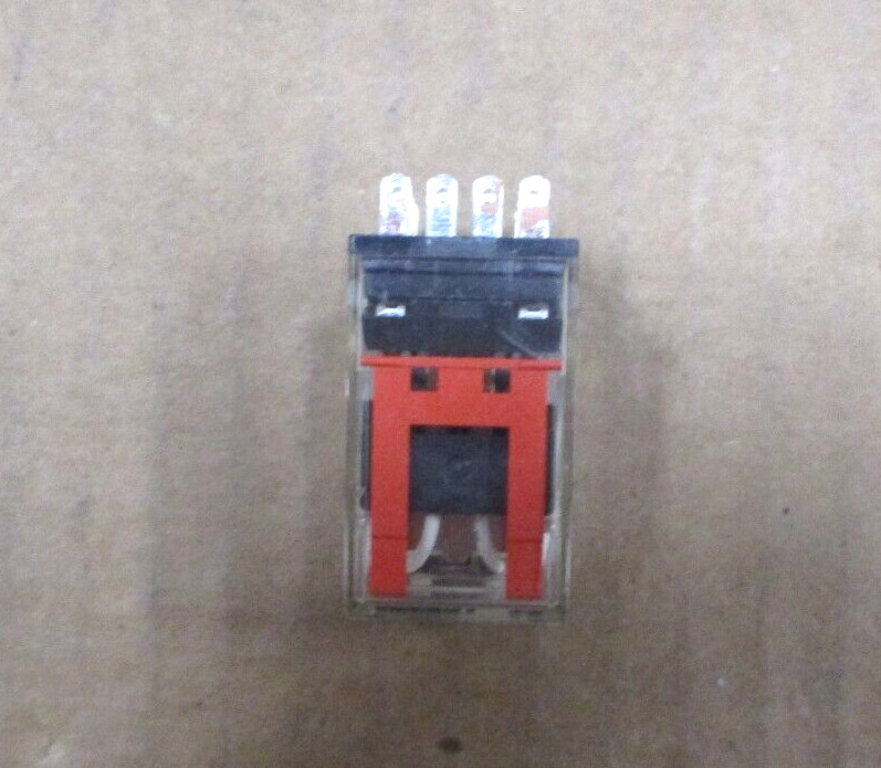 Omron Relay MY4N-D2 24VDC 5A-250VAC 5A-30VDC Contact Lot of 3 Pieces A7681ISU