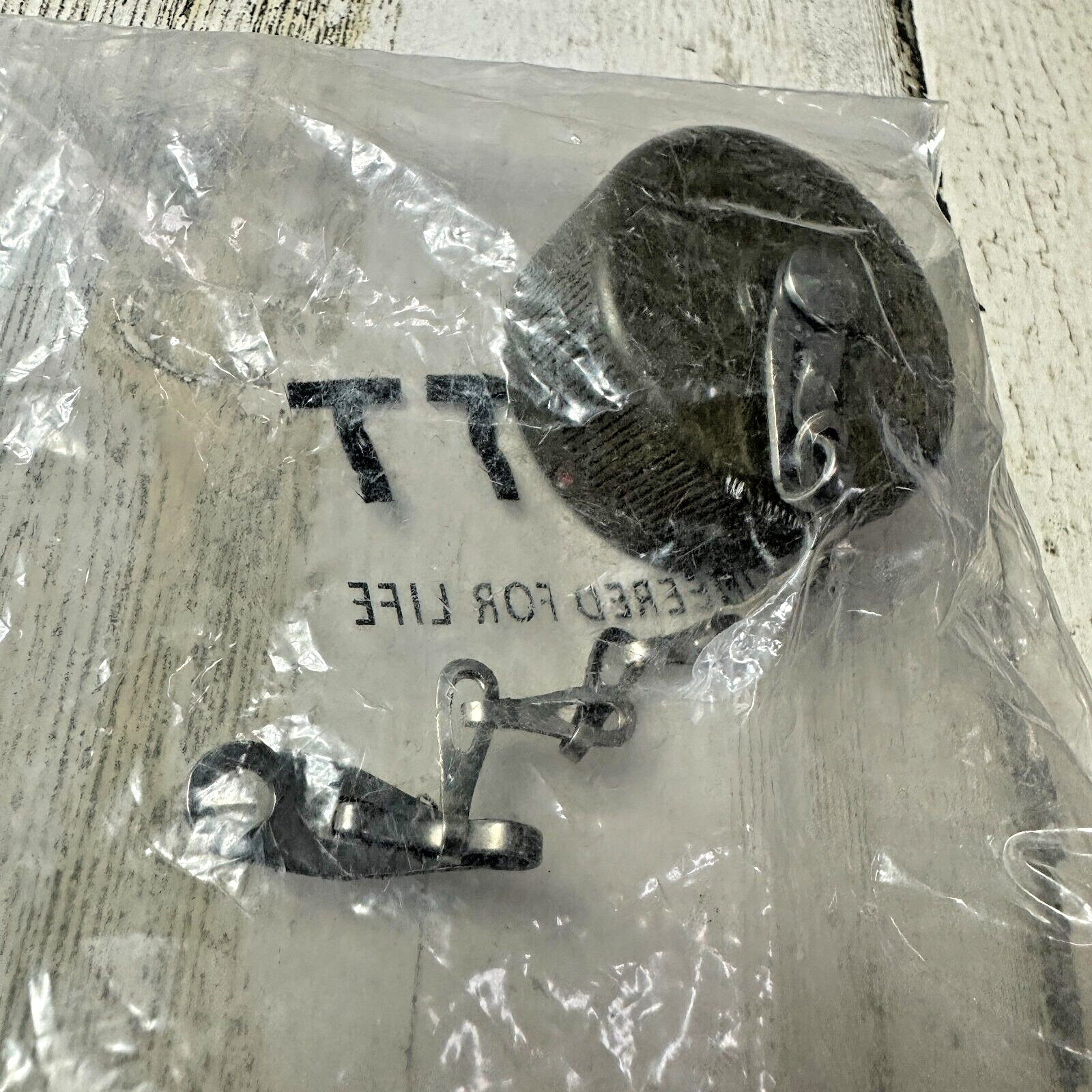ITT CANNON CA121003-8 Connector Cap (Cover) w Chain Protective 22 Shell Size