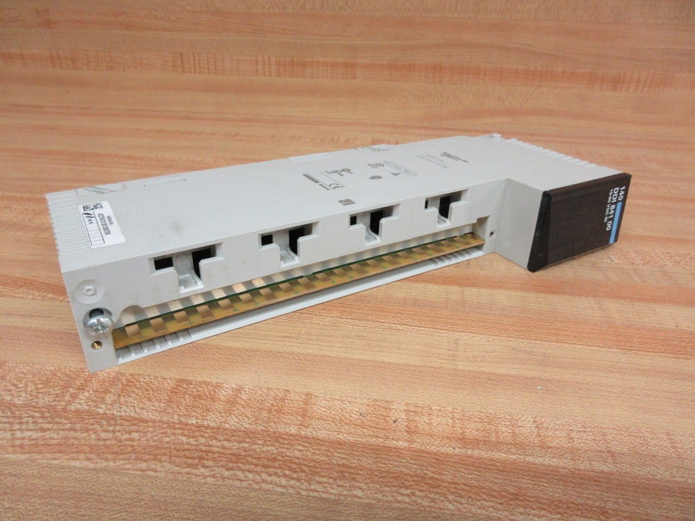 Schneider Modicon 140 DDI 841 00 Input Module Sealed 140DDI84100
