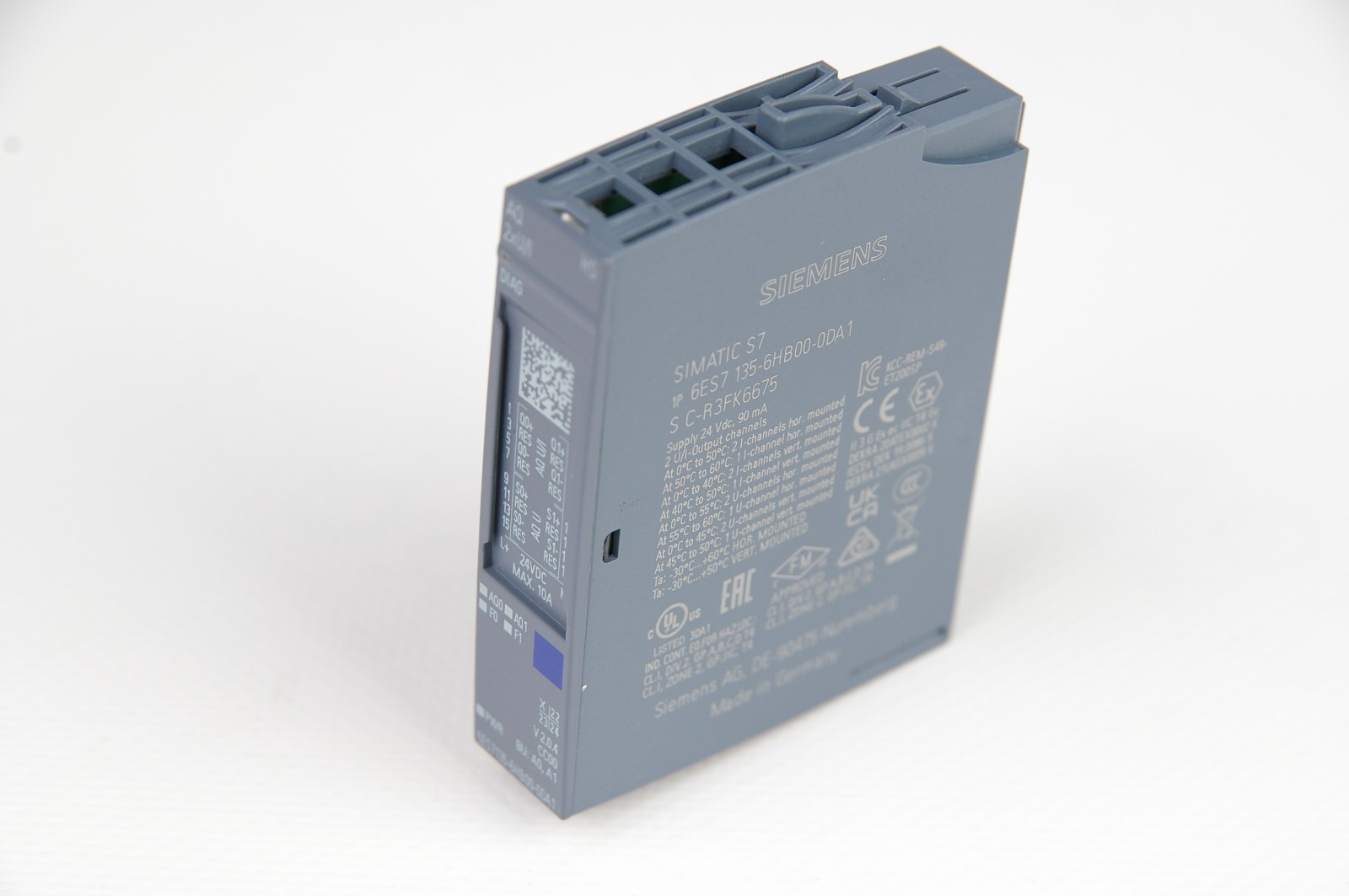 Siemens 6ES7135-6HB00-0DA1 6ES7 135-6HB00-0DA1 ANALOG OUTPUT AQ 2XU/I HIGH