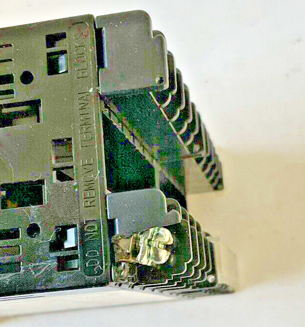 OMRON E5EN-R3MT-500-N TEMPERATURE CONTROLLER