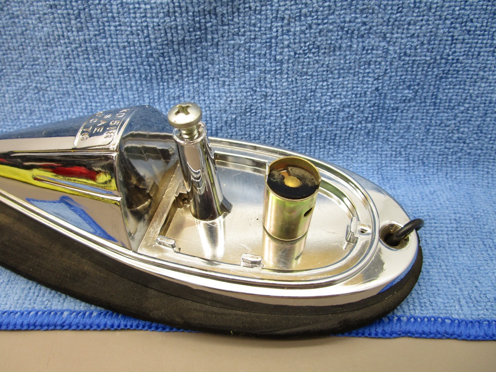KD 518 Plastic Cab Clearance Lamp Housing 8″ x 2-1/2″ SAE-PC-76