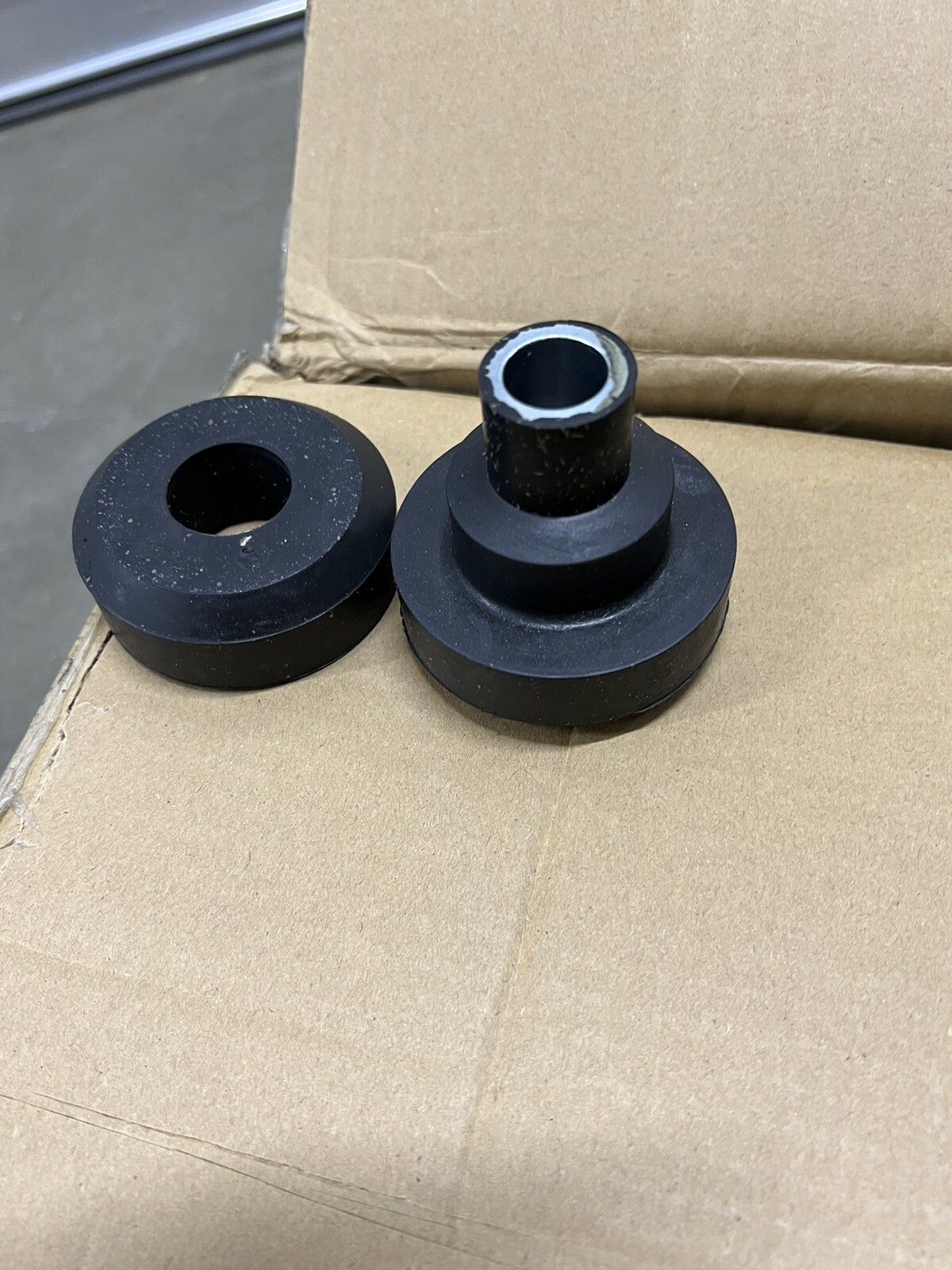 EBCO 2340 2-Piece Center Bonded Isolator 250-1300 Lb Load