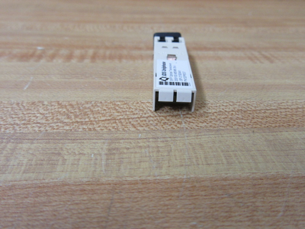 JDS Uniphase 52P6537 SFP Optical Transceiver JSP-21S0AA1 W/Plug