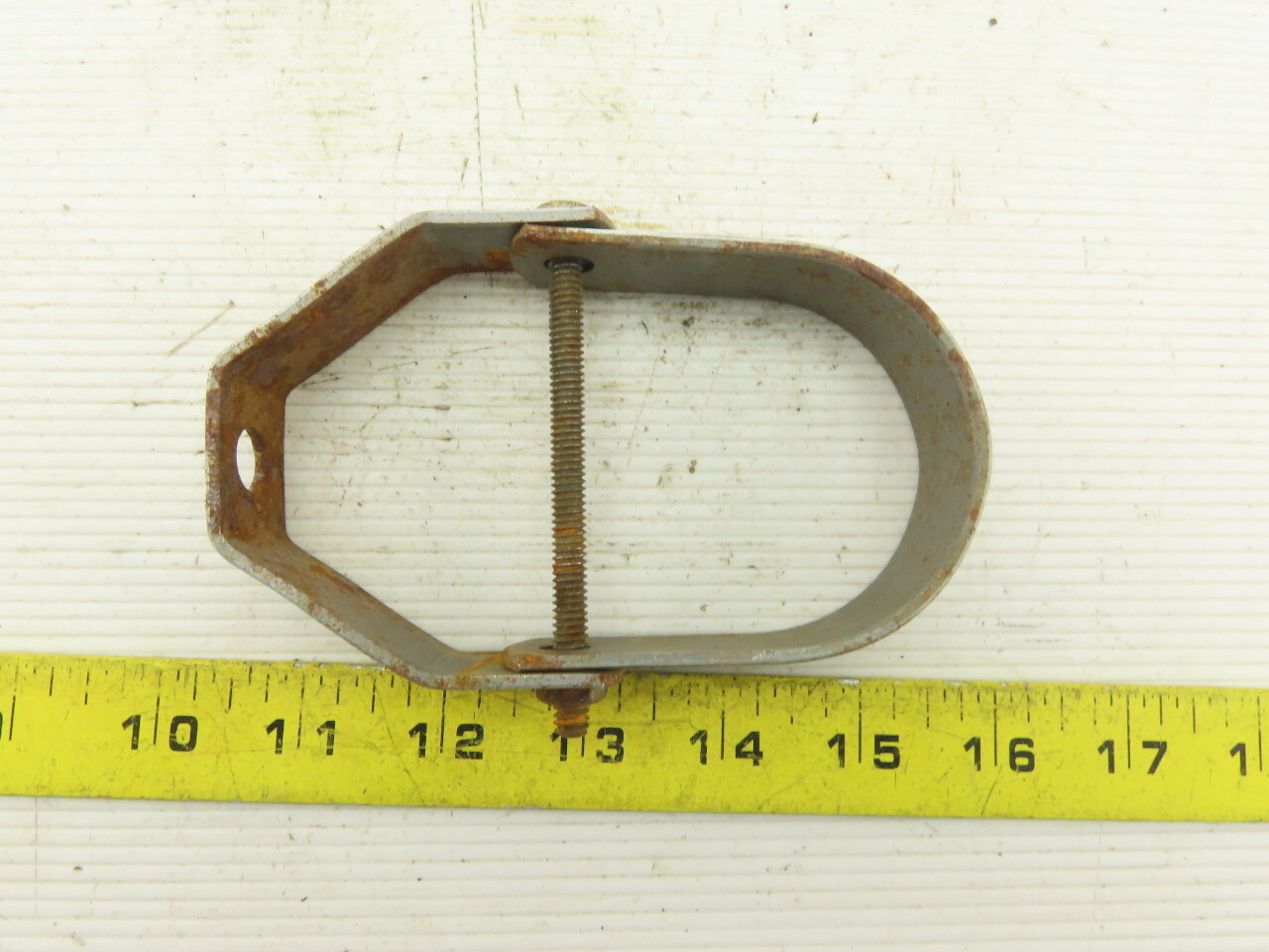 PHD 450-451 Clevis Pipe Hanger 2″ Pivoting Threaded-Rod-Mount Loop Lot of 50
