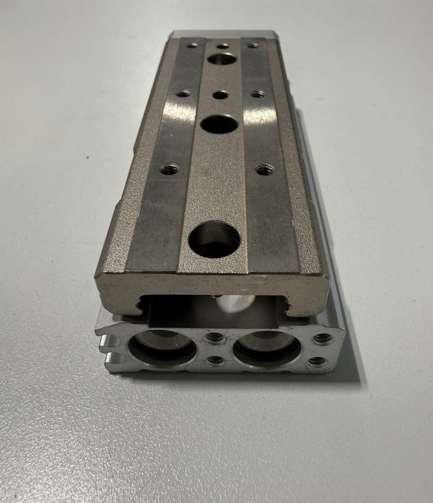 *US SELLER* SMC MXQ12-50 MXQ Series Slide Table 12mm Bore 50mm Stroke *NOB*