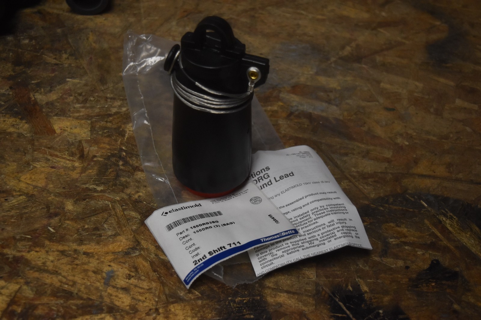 LOT OF 5 Elastimold Insulated Cap w/ Ground Lead 160DRG3BG NOS FREE SHIPPING