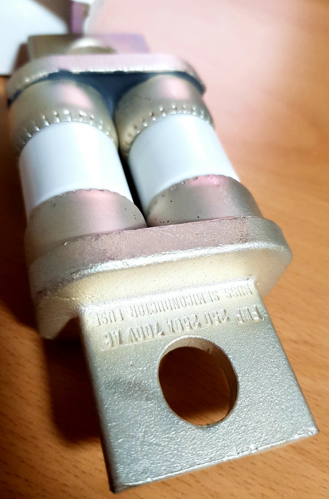 BUSS FWP-250 Semiconductor Rectifier Fuse 700V 250A New Eaton Bussman