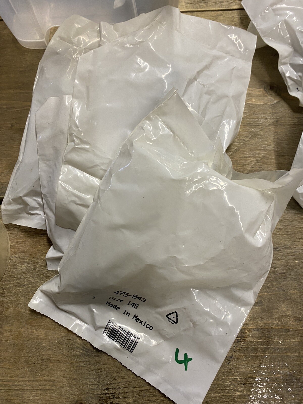 4x Amphenol Industrial Cable Clamp 97-3057-1007-1 (RS 475-943) New & Sealed