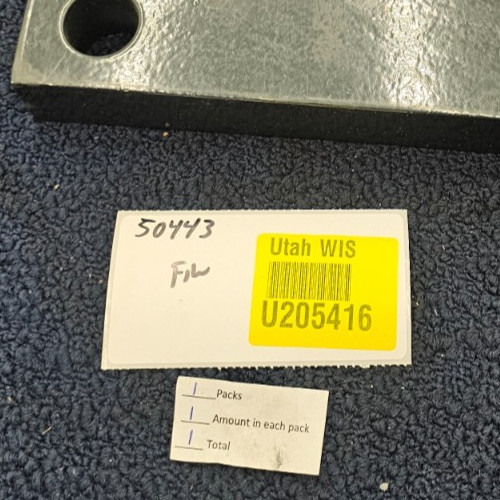 Axle to Spring Mounting Plate 26566 Connection Spring 9-1/2″ x 7″ – 310107460501