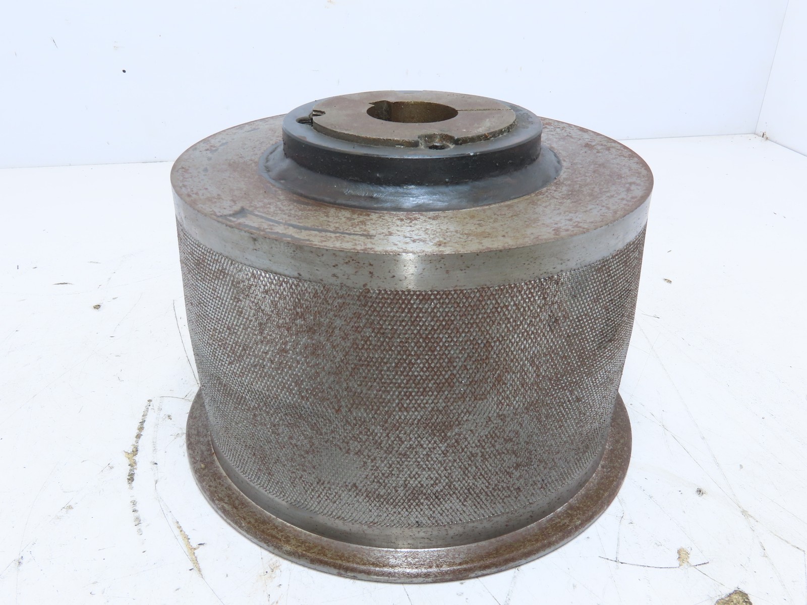 8″Dia5″Wide Knurled & Crowned Steel Flat Belt Pulley 2517Taper Bushed 1-1/2″Bore