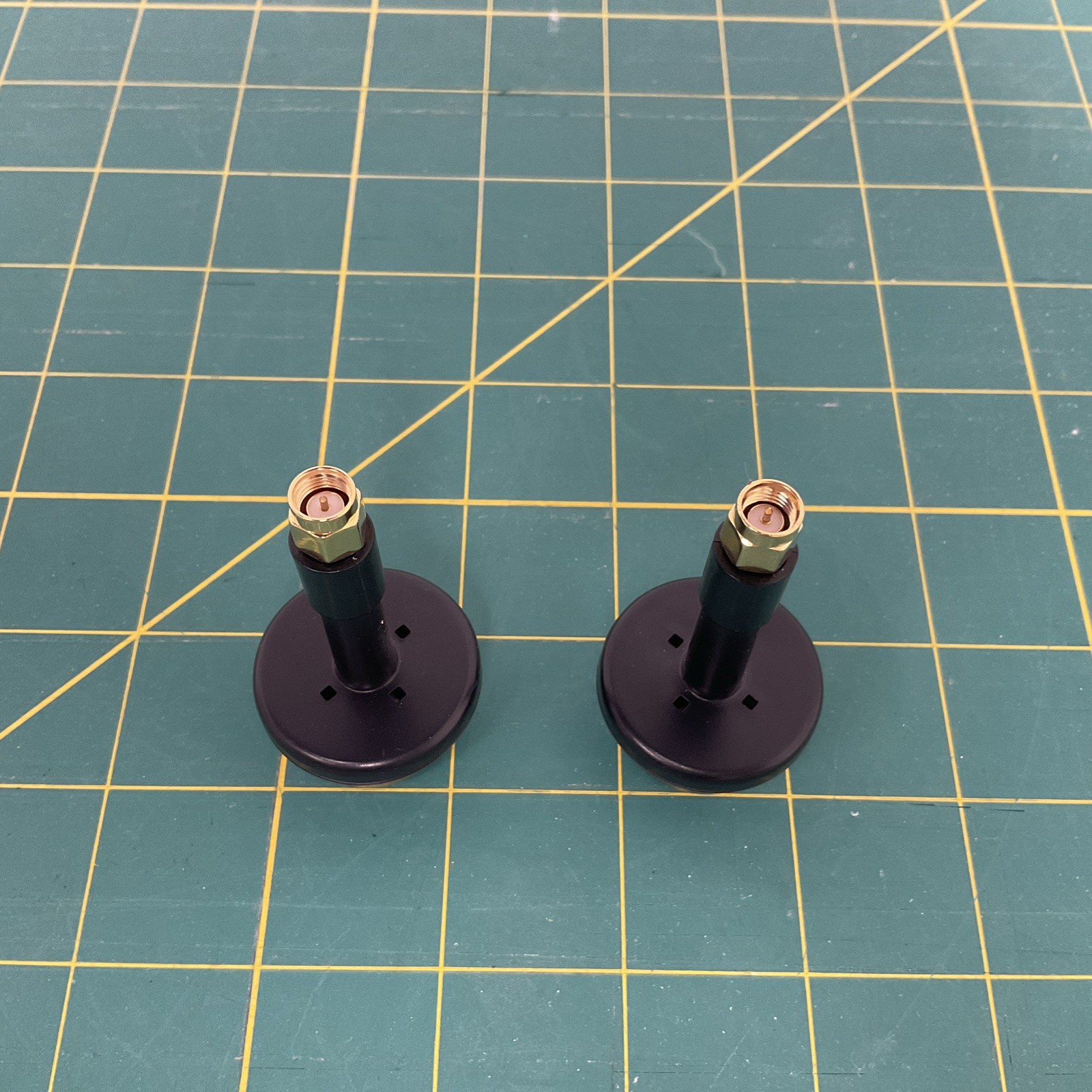 EHang 5.8G Antenna SMA Connector Internal Pin FPV Transmitter 3dbi 2PCS