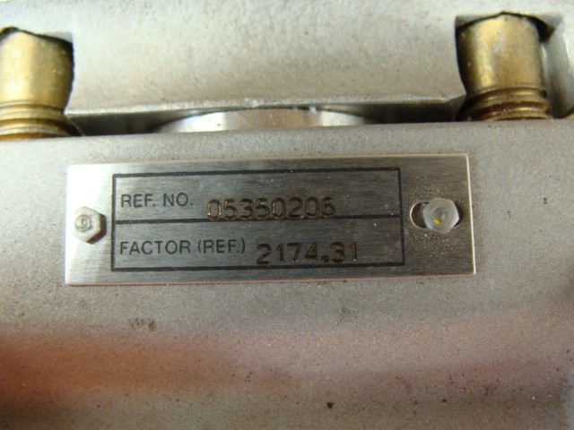 FOXBORO I/A SERIES VORTEX FLOWMETER MODEL 83 W-T01S1SSTJA 12.5-42VDC CF8M