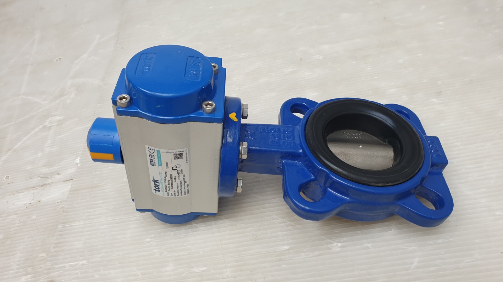 TORK PNEUMATIC ACTUATOR RA060DA11050070 DOUBLE ACTING, W/ ASTEKNIK 1120