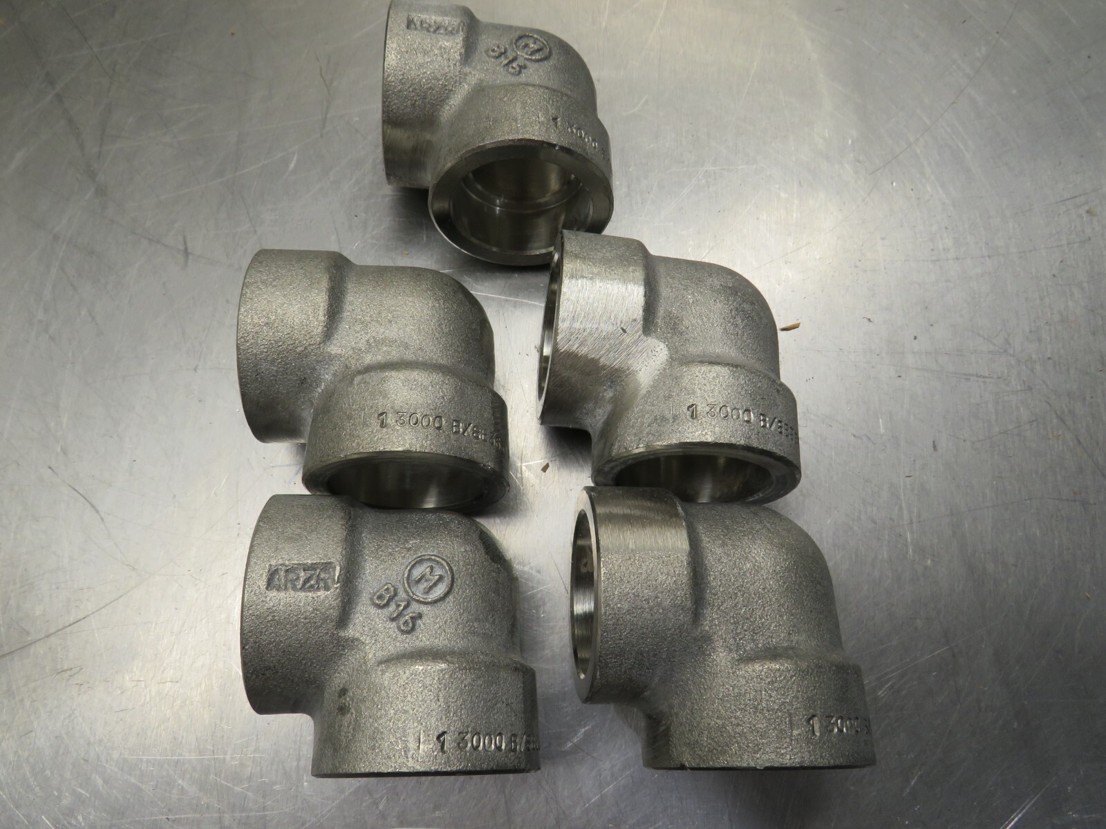 1 3000B/SB366 WP20CB-S N08020 316SS 90 Degree Elbow Socket 1-5/16″ Lot of 5!