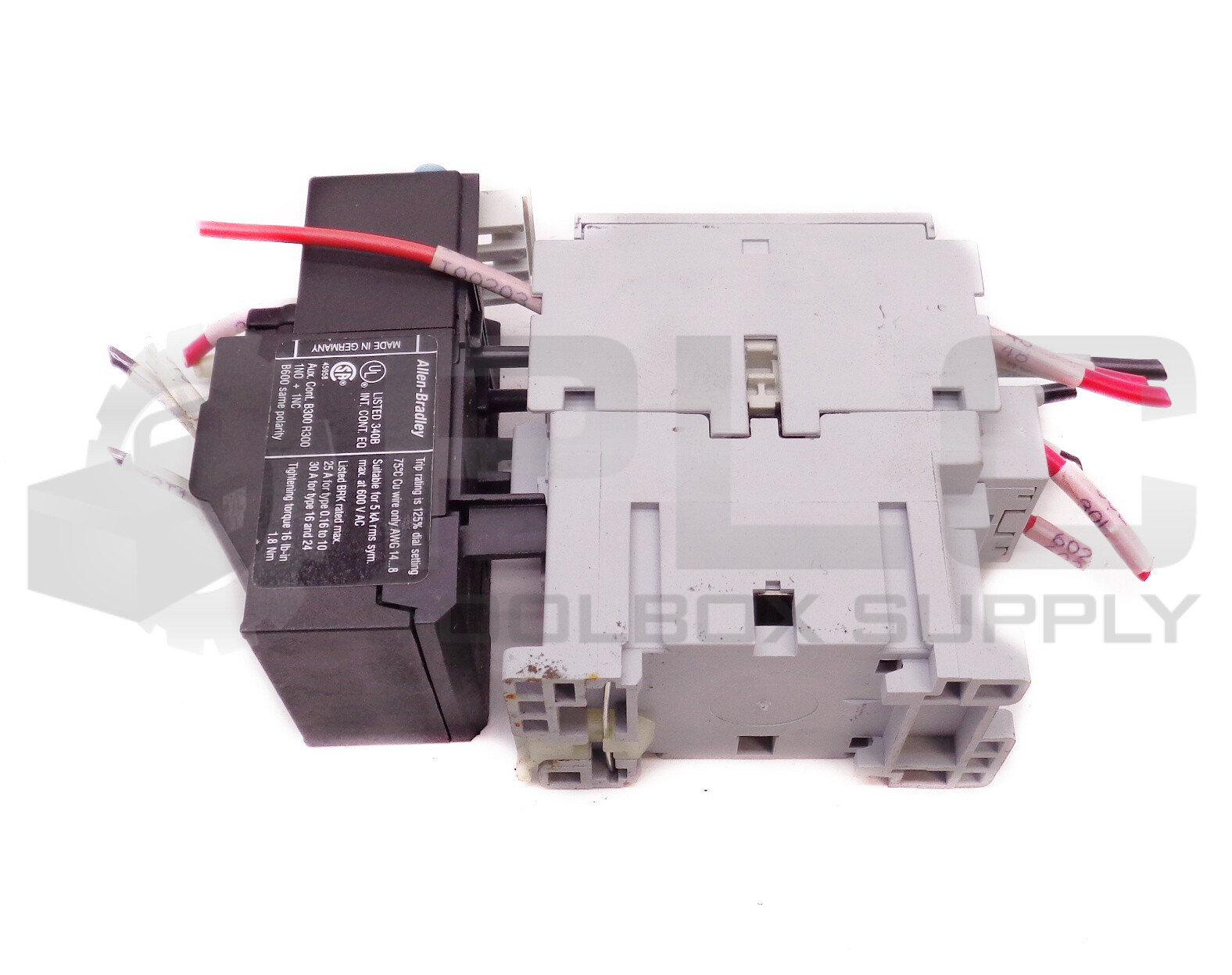 ALLEN BRADLEY 100-C09*10 /A CONT. 110/120V 50/60HZ w/193-TAB10 /B RELAY 0.6-1.0A