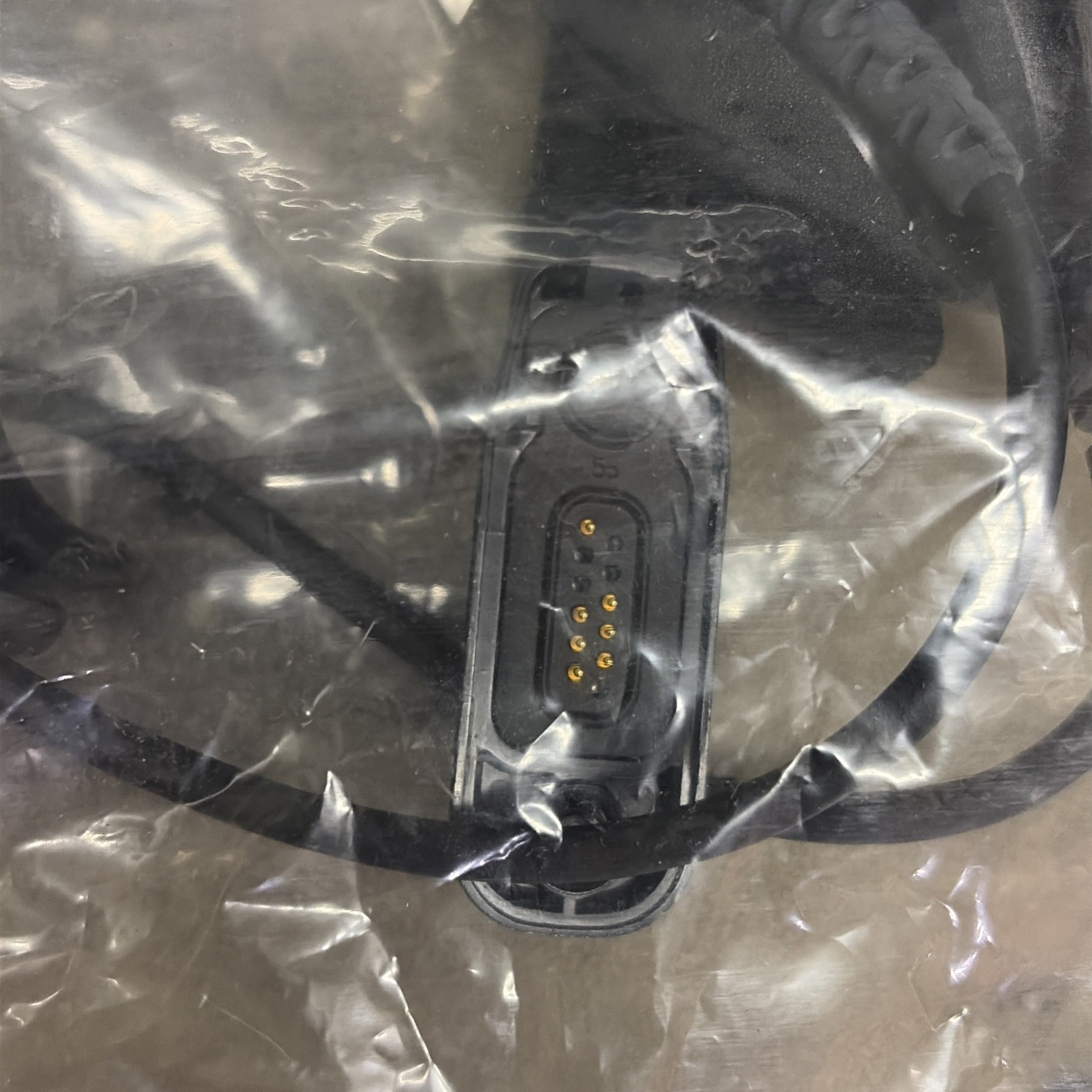Motorola Rmn5058a Headset, Push To Talk compatible w/ XPR 6000 & 7000/7000e