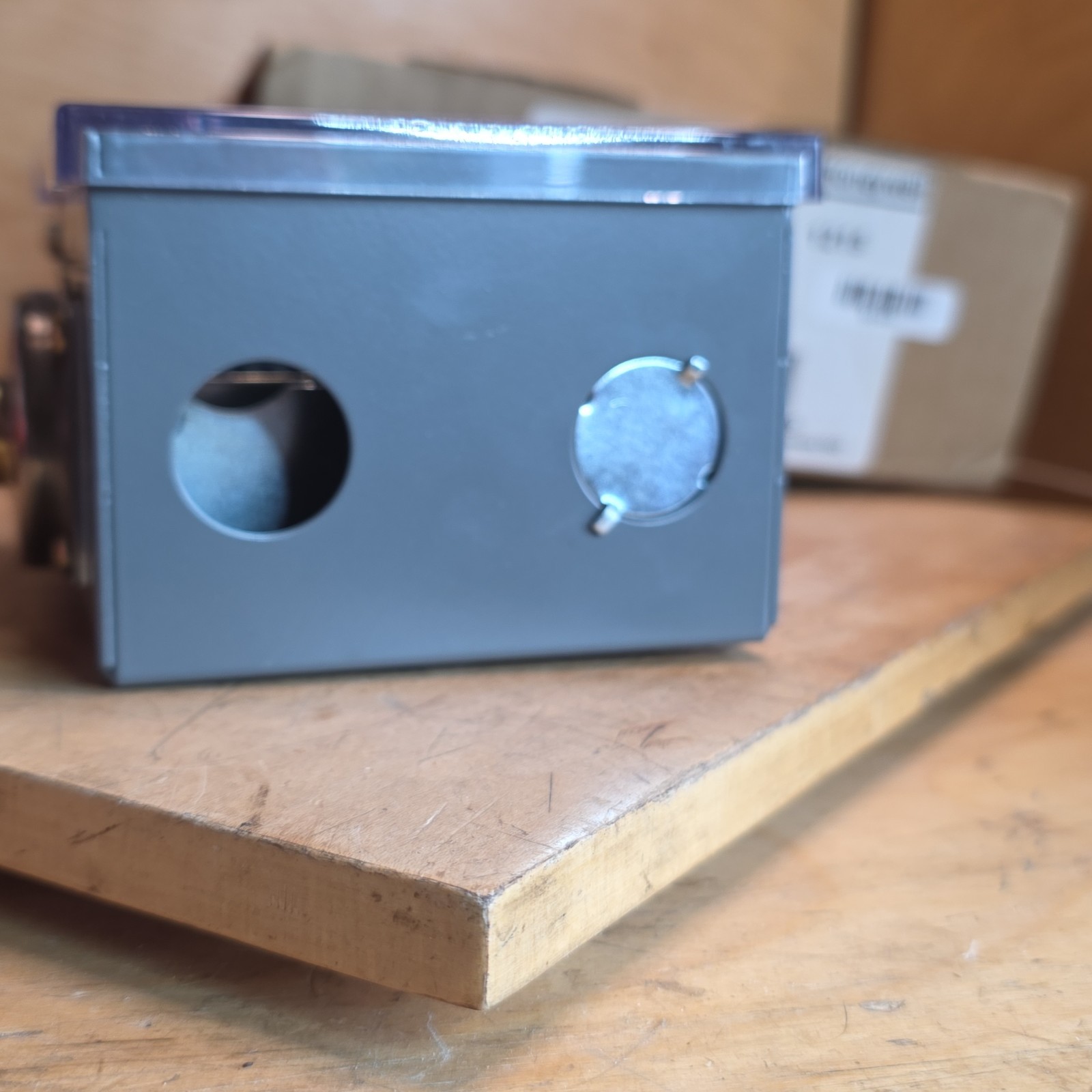 HONEYWELL L404T1063 10-150 PSI, SPDT SWITCH PRESURETROL CONTROLLER