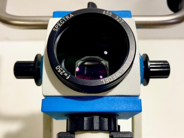 Moller-Wedel Spectra 500 Microscope Head with 12.5 X/17 B Eyepieces, F=250 Lens