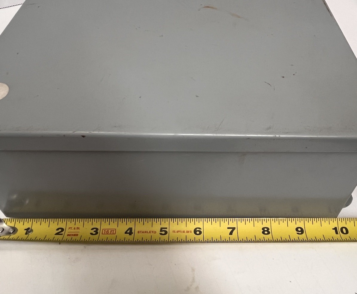 Hoffman E27525 J & P Box Enclosure 431H E27525 10x8x4 Inches Type 12 & 13