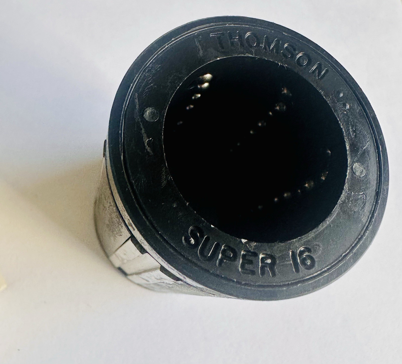 THOMSON-SUPER 16