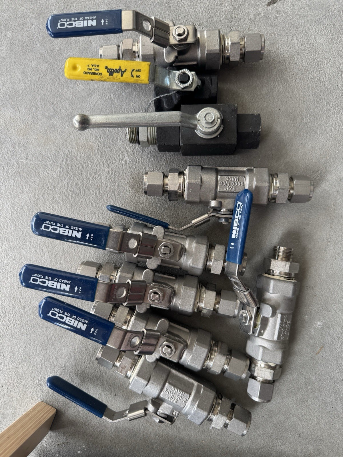 NIBCO BALL VALVE STAINLESS STEEL T560S6R66LL 3/4″ VALVE 2000 WOG CF8M Lots