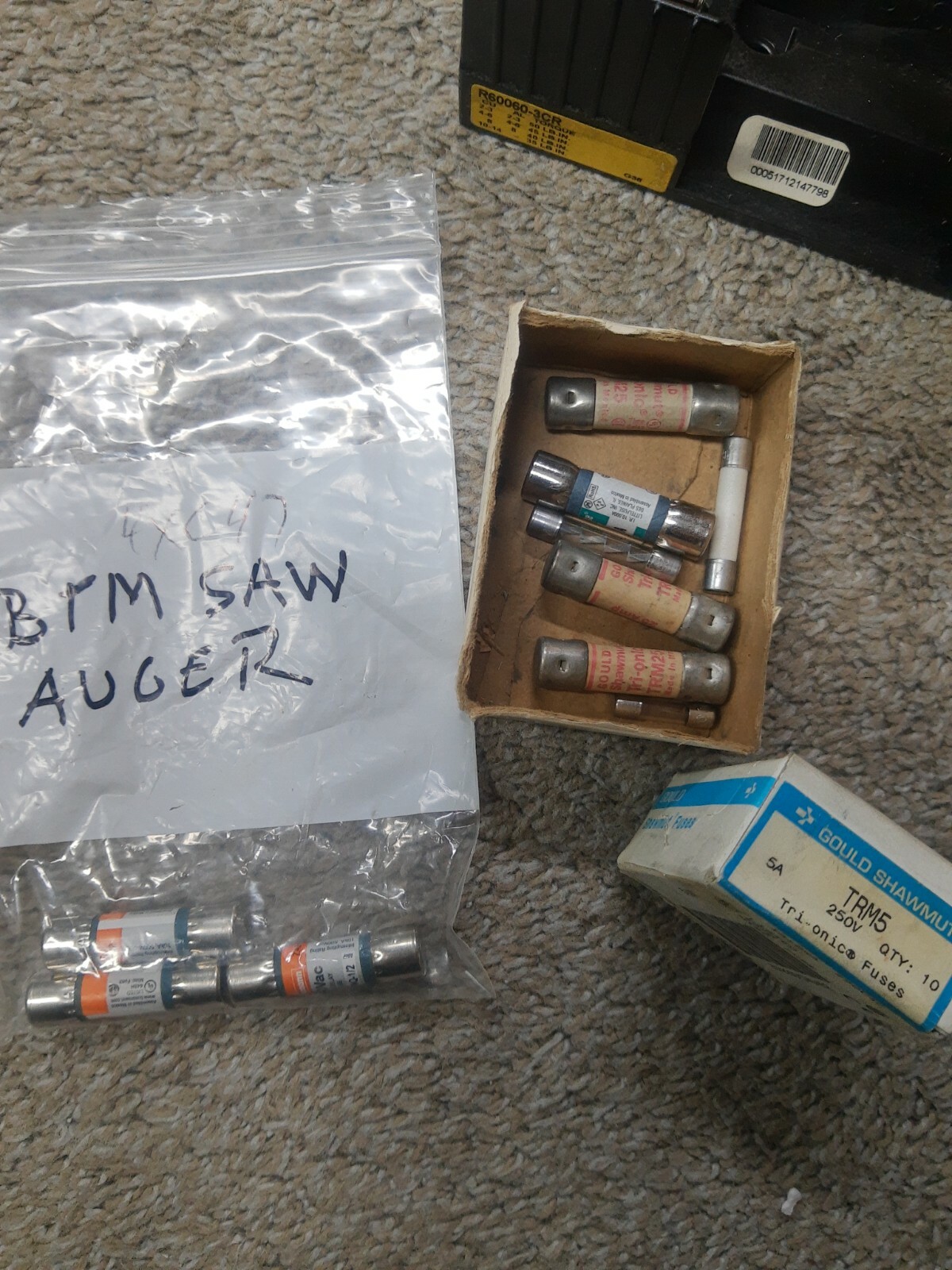 NEW Assorted Lot o 7 Mini Fuses Bussmann Time delay # FNQ-1/2 TRM25 FLM 20A