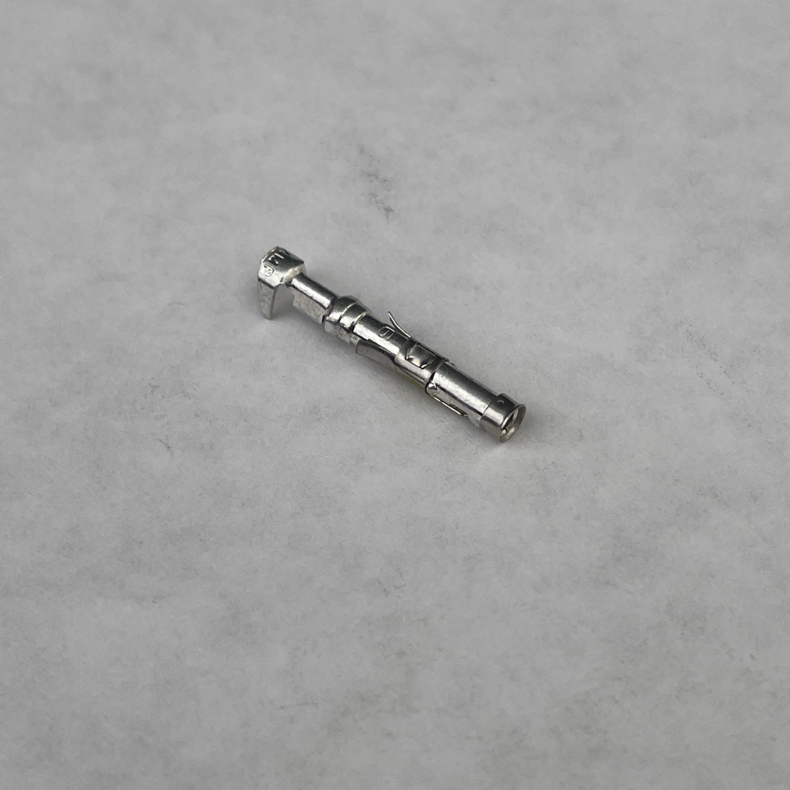 Lot of 150 – TE AMP 66565-7 Type III+ Series Female Crimp Contact New Other